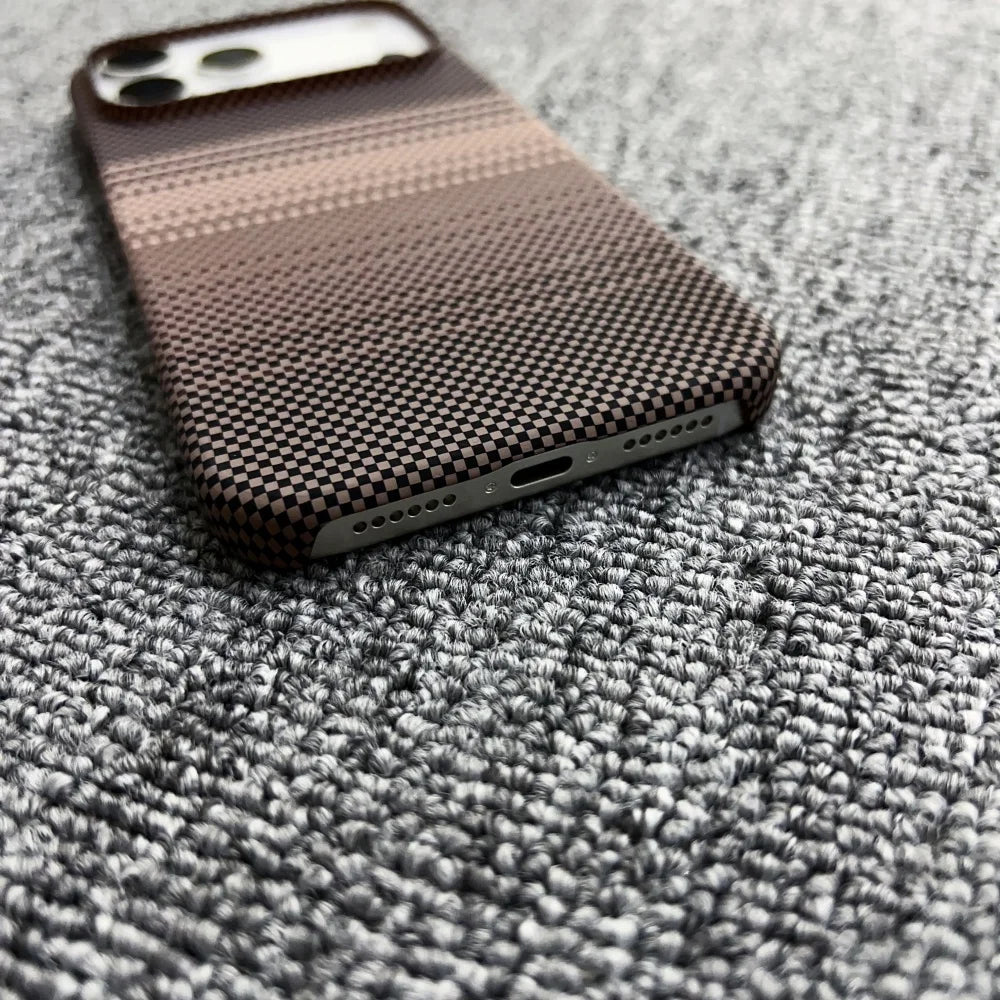Half Border Carbon Fiber Kevlar Magsafe Magnetic Phone Case For iPhone 17 Air 16 15 14 13 12 Plus Pro Max Fashion Texture Cover